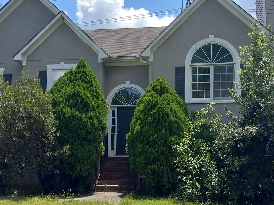 1st image of 996 Wolf Run Ct