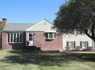 1189 Johnson Rd, Woodbridge, CT 06525