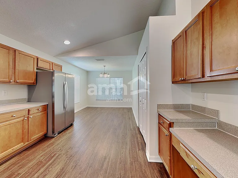 1145 Bluegrass Dr — Photo 3
