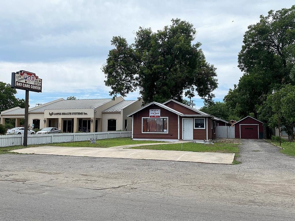 710 E Main St Uvalde Tx 78801 Mls 107373 Zillow