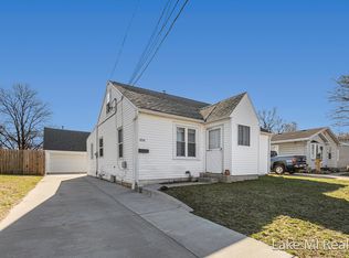 4514 Magnolia Ave SW, Wyoming, MI 49548