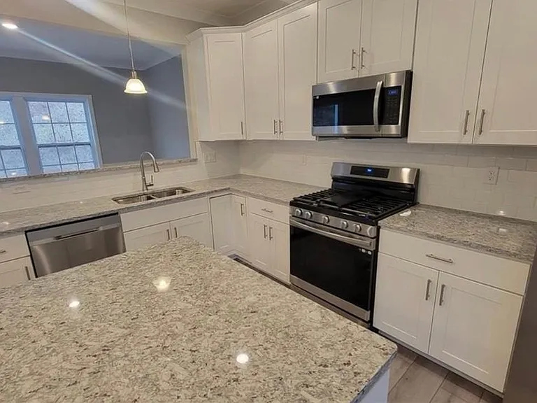 353 Trinity Way — Photo 4