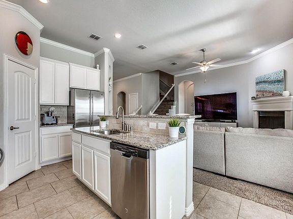 5th image of 4616 Lake Cove Way