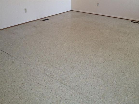 5th image of 1716 Gregory Ave
