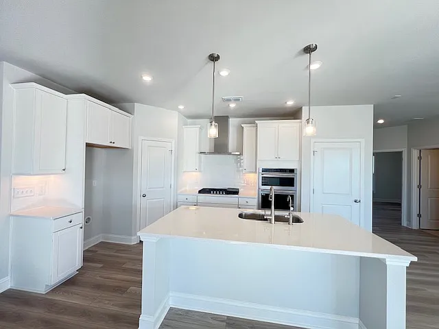 Building Photo - 106 Highpointe Dr