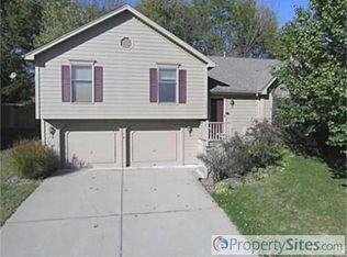 3912 NW 73rd St, Kansas City, MO 64151