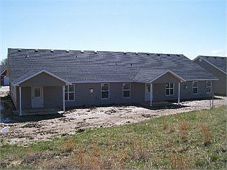 2nd image of 3128 Park Place Dr