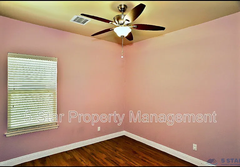 2200 Willie Mier St — Photo 36
