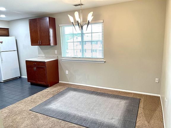 5th image of 8141 Denwood Dr