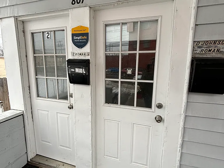 807 Burnet Ave #1 — Photo 9