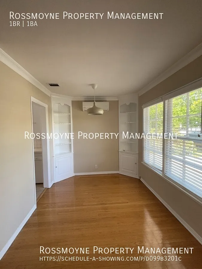 1 Bed 1 Bath Front Unit on Shady Street — Photo 3