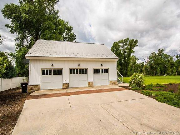 2nd image of 4080 N Woodenshoe Ln