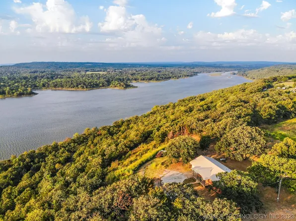 102 Cotton Ln, Indianola, OK 74442