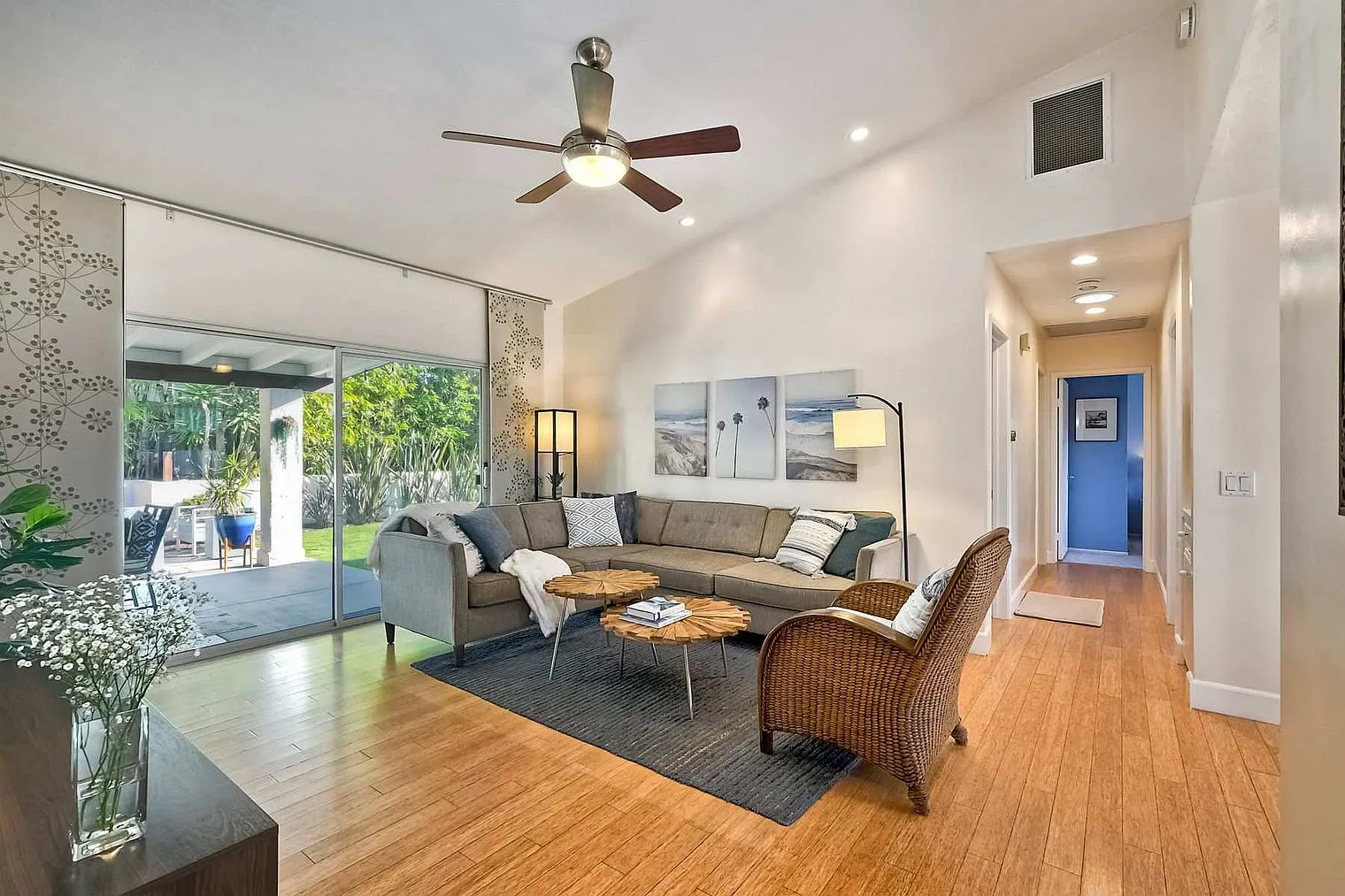 3 bed, 2.0 bath, 1313 sqft, $8,827 — Photo 1