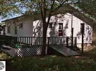 5481 Garfield Rd, Kingsley, MI 49649