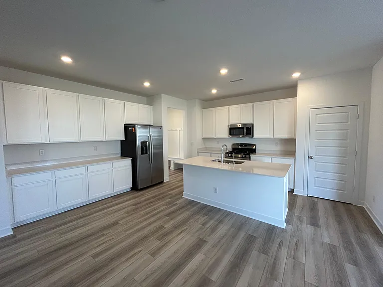 2138 Ryder Pl — Photo 9