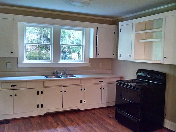 2nd image of 3542 W Hill St #0