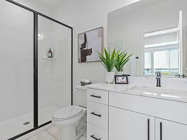 Central Heights Townhomes — Photo 5