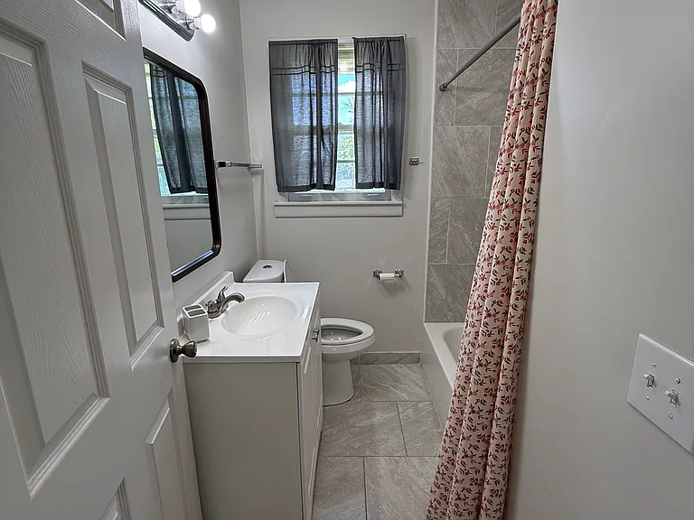 3300 Courtney Ct — Photo 4