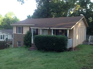 1307 Forest Rd, Eden, NC 27288