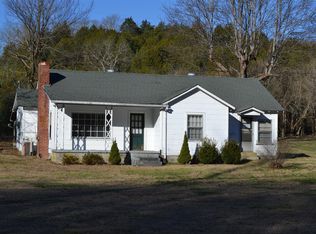 91 Smith Hollow Ln, Pleasant Shade, TN 37145