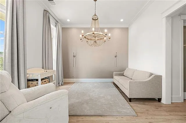 4 bed, 3.0 bath, 2780 sqft, $4,500 — Photo 3