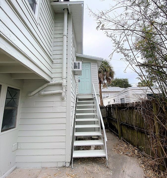 1st image of 812 14th St N #A