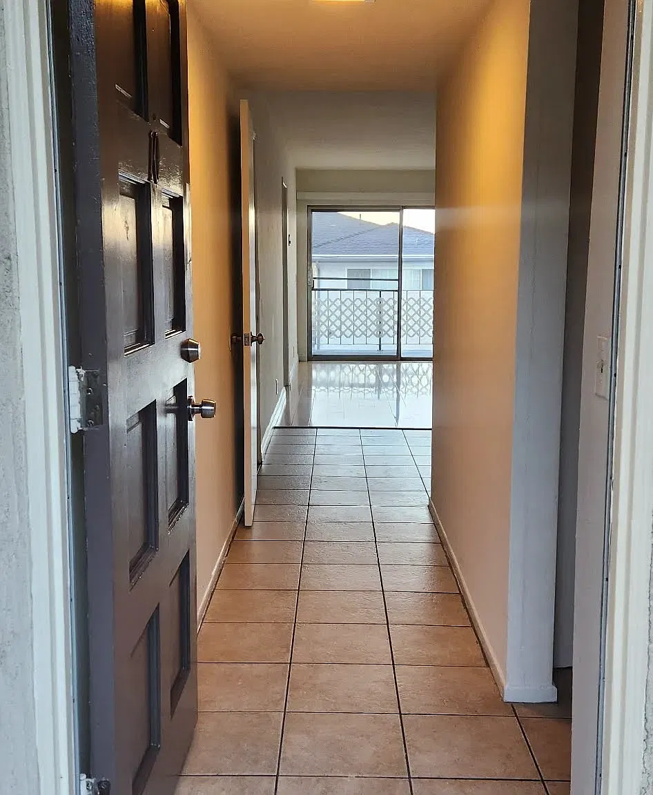545 N Taylor Avenue — Photo 1