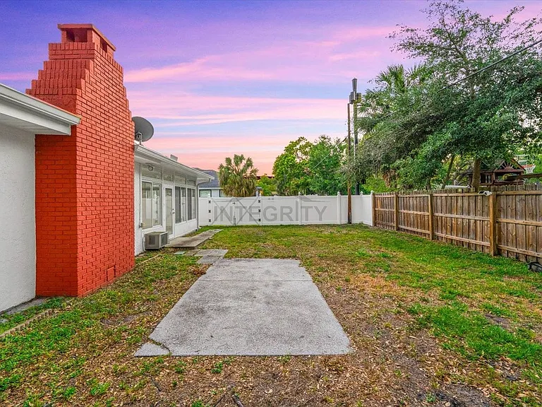 3315 W Beaumont St — Photo 70