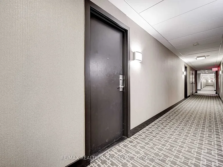 2885 Bayview Ave #223 — Photo 4