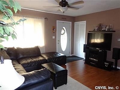 2nd image of 206 Deerwood Dr