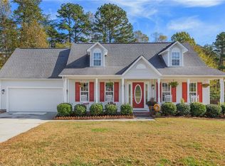 2100 Flay Cecil Rd, Thomasville, NC 27360