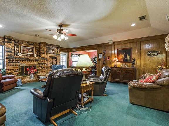 4th image of 8708 Terrell Dr
