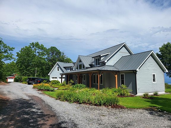 2nd image of 419 Airport Dr