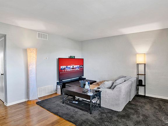 4th image of 600 Scenic Hwy APT 306