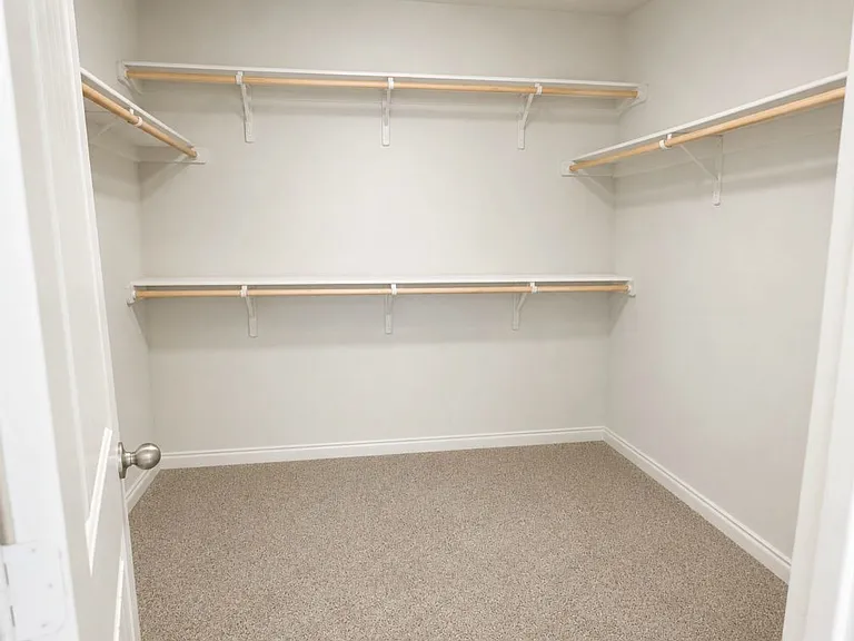 3848 Lorenzen Ct — Photo 15