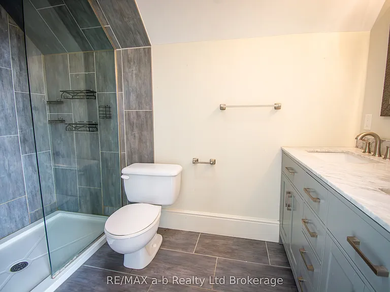 66 Daly Ave #4 — Photo 18
