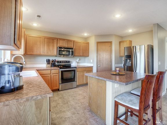 5th image of 295 Bondgard Ave E