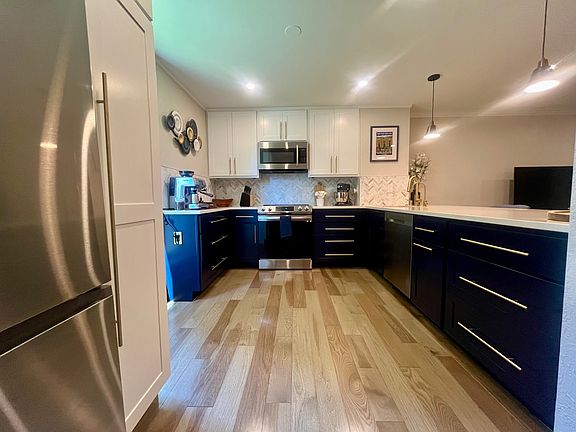 4th image of 460 S Marion Street Pkwy #153