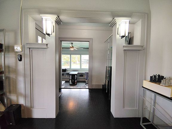 Modern Prairie/Mission style