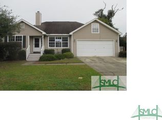 8 Leeward Dr, Savannah, GA 31419