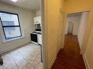 32-15 30th St #B25, Astoria, NY 11106