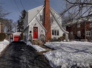 29 Parkway Ave, Cranston, RI 02905