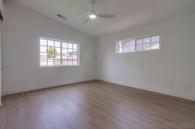 10190 Drumcliff Ave — Photo 19