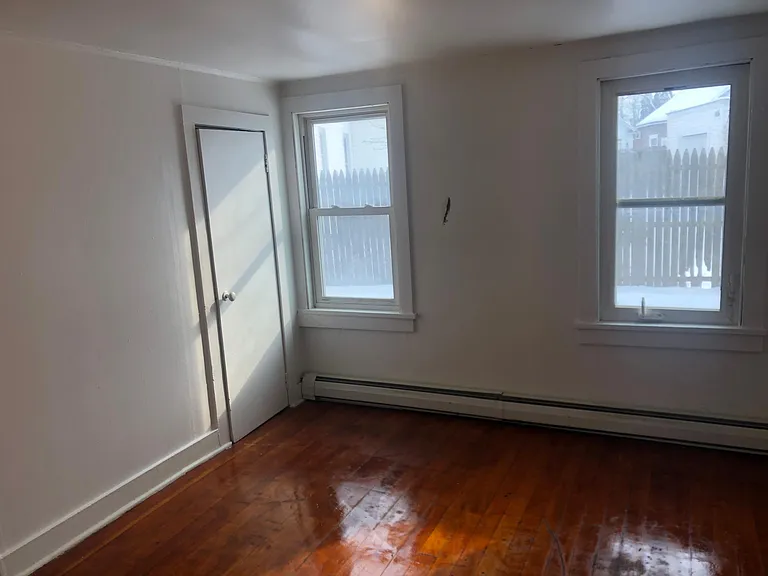 154 Main St #A — Photo 12