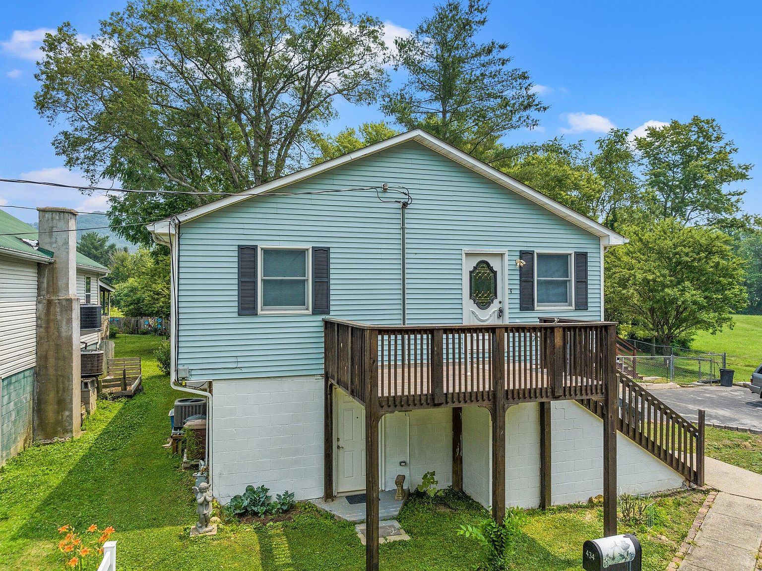 434 Goodwin Ave, Irvine, KY 40336 Zillow