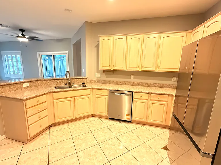 2759 Foxtail Creek Ave — Photo 9
