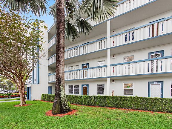 3rd image of 3032 Lincoln B