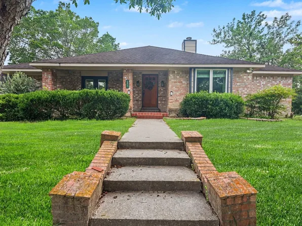 10819 Jaycreek Dr, Houston, TX 77070