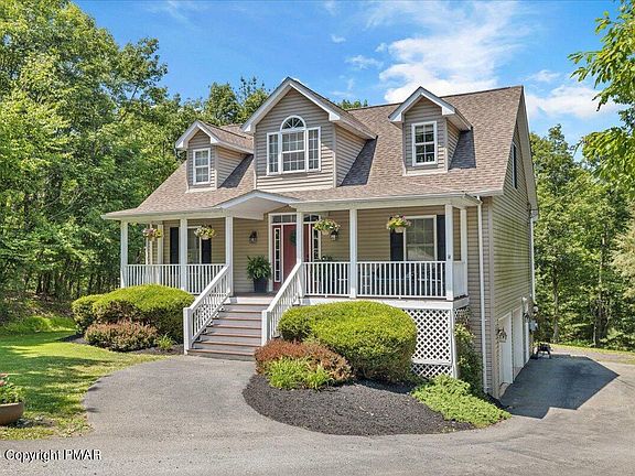 2nd image of 596 Hearthstone Cir